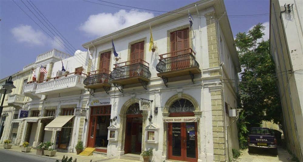 Kiniras Traditional Hotel & Restaurant