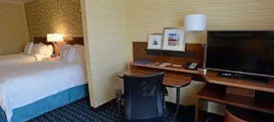 Fairfield Inn & Suites Bowling Green | Kentucky - Bowling Green (ve civarı) - Bowling Green