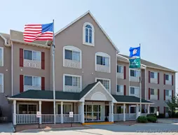 Country Inn & Suites Owatonna | Minnesota - Owatonna (ve civarı) - Owatonna