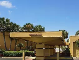 Quality Inn & Suites Gulf Breeze | Florida - Pensacola (ve civarı) - Gulf Breeze