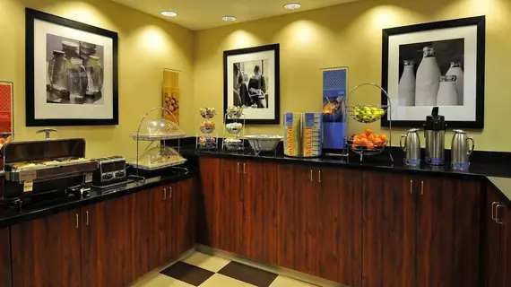 Hampton Inn Denver-West/Golden | Kolorado - Denver (ve civarı) - Golden