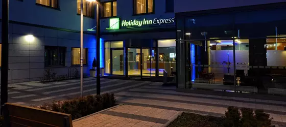 Holiday Inn Express Warsaw Airport | Mazovya Voyvodalığı