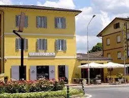 Nuovo Albergo Il Portonaccio | Umbria - Perugia (vilayet) - Spello