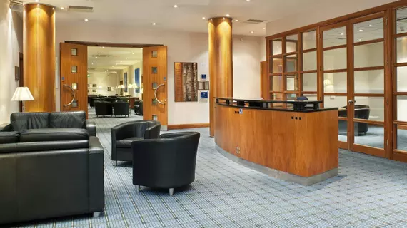 Holiday Inn Coventry | West Midlands (ilçe) - Birmingham (ve civarı) - Coventry