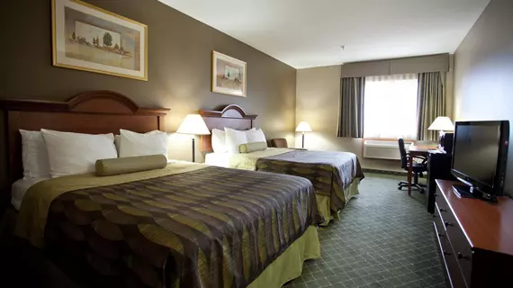 Best Western PLUS Tulsa Inn & Suites | Oklahoma - Tulsa (ve civarı) - Tulsa