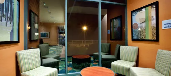 Holiday Inn Express Hotel & Suites Virginia Beach Oceanfront | Virginia - Norfolk - Virginia Beach (ve civarı) - Virginia Beach