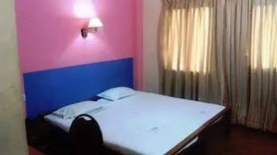 Hotel Srinivas | Kerala - Ernakulam Bölgesi - Koşin (ve civarı) - Koçi