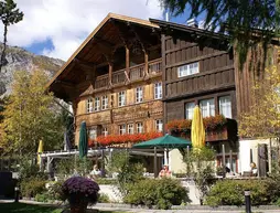 Schweizerhaus Swiss Quality Hotel | Maloja District - Graubuenden - Bregaglia - Maloja