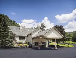 Best Western Inn & Suites Rutland/Killington | Vermont - Central Vermont- Killington (ve civarı) - Rutland