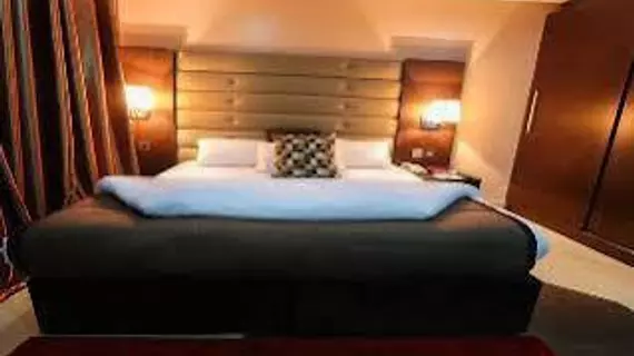 Golf View Hotel & Suites Ikeja | Lagos (ve civarı) - Lagos - Onigbongbo - Ikeja