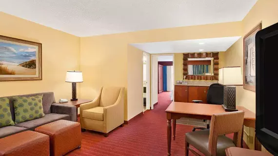 Embassy Suites Orlando - North | Florida - Orlando (ve civarı) - Altamonte Springs