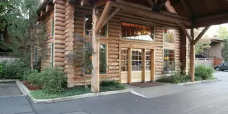 The Lodge at Riverside