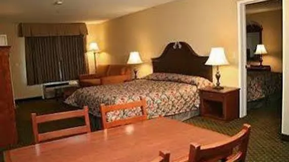 Anaheim Camelot Inn & Suites | Kaliforniya - Orange County - Anaheim - Anaheim Resort