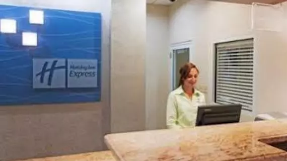 Holiday Inn Express & Suites Miami Kendall | Florida - Miami (ve civarı) - Miami