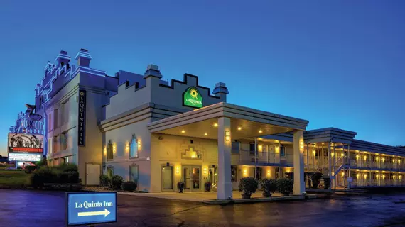 Quality Inn Branson - Hwy 76 Central | Missouri - Branson (ve civarı) - Branson - Branson Theater District