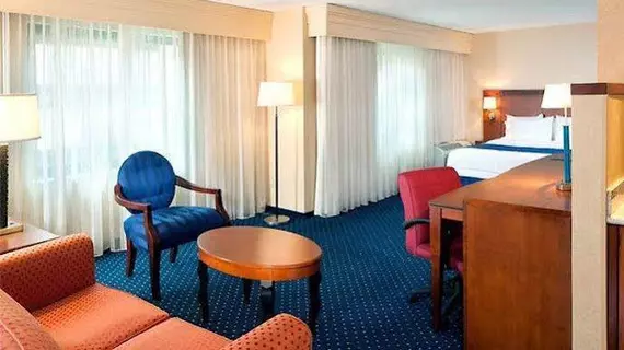 Courtyard by Marriott Gaithersburg Washingtonian Center | Maryland - Bethesda (ve civarı) - Gaithersburg