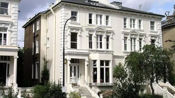 Dillons Hotel - B&B | Londra (ve civarı) - Camden - Hampstead