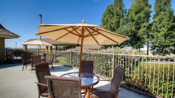 Best Western Foothills Inn | Idaho - Mountain Home