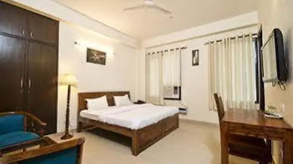 OYO Rooms Galleria | Haryana - Gurugram (ve civarı) - Gurugram