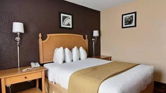 Quality Inn Hall of Fame | Ohio - Summit İlçesi - Akron (ve civarı) - Canton