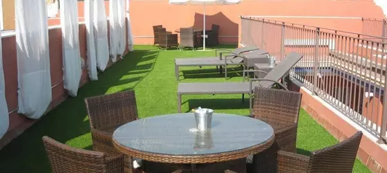 Apartamentos Metropolis Sevilla | Andalucia - Seville İli - Sevilla - San Vicente