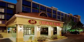 Crowne Plaza Cleveland Airport