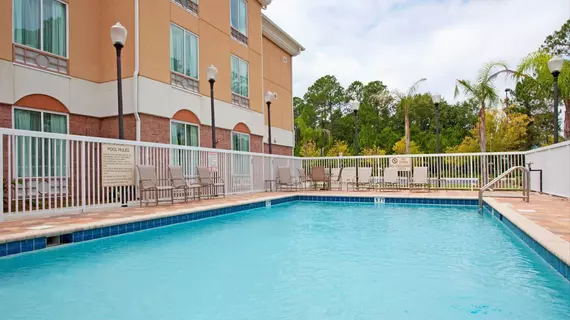 Holiday Inn Express Hotel & Suites Jacksonville North-Fernandina | Florida - Jacksonville (ve civarı) - Yulee