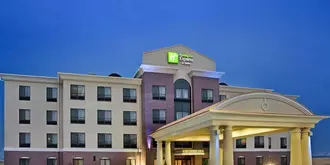 Holiday Inn Express and Suites Pryor