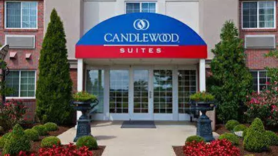 Candlewood Suites Louisville Airport | Kentucky - Louisville (ve civarı) - Louisville