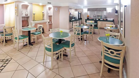 La Quinta Inn El Paso East Lomaland | Teksas - El Paso (ve civarı) - El Paso