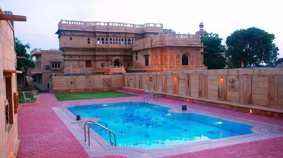 WelcomHeritage Mandir Palace | Racastan - Jaisalmer (ve civarı) - Jaisalmer