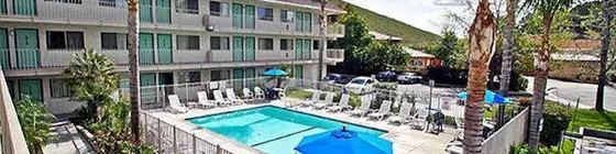 Motel 6 San Bernardino North | Kaliforniya - San Bernardino County - San Bernardino (ve civarı) - San Bernardino