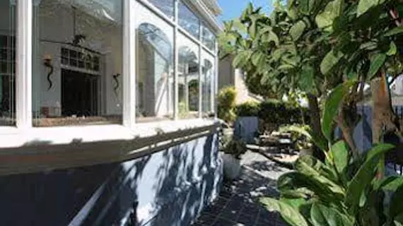 Kingslyn Boutique Guest House | Western Cape (il) - West Coast DC - Drakenstein - Cape Town (ve civarı) - Cape Town - Three Anchor Bay