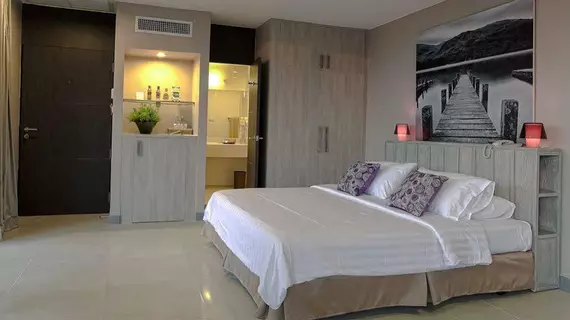 Hotel Tropicana | Chonburi (vilayet) - Pattaya (ve civarı) - Pattaya - Pattaya Körfezi