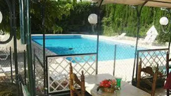 Le Relais Du Lac | Provence - Alpes - Cote d'Azur - Var - Cannes (ve civarı) - Montauroux