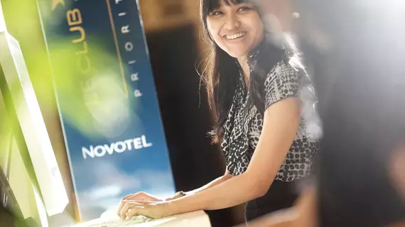 Novotel Surabaya Hotel | Doğu Cava - Surabaya - Wonokromo