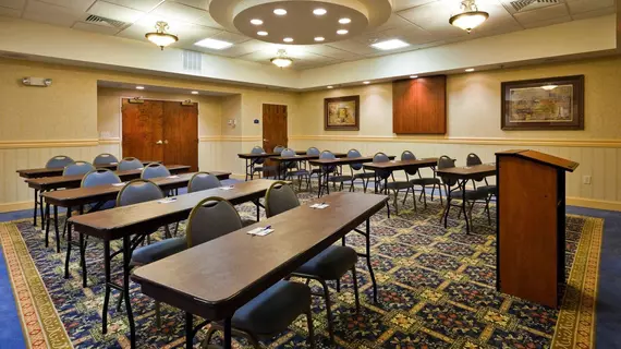 Holiday Inn Express Hotel & Suites Montgomery Boyd-Cooper Parkway | Alabama - Montgomery (ve civarı) - Montgomery