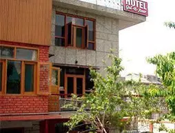 Hotel Gul-e-Anar | Cammu ve Keşmir - Srinagar (ve civarı) - Srinagar