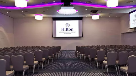 Hilton London Heathrow Airport Terminal 5 | Buckinghamshire (kontluk) - Slough