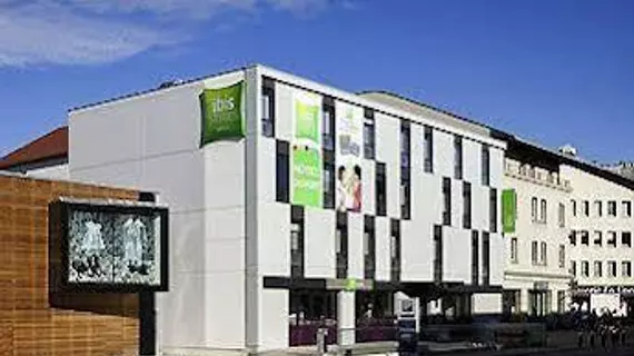 ibis Styles Montbéliard | Bourgogne-Franche-Comte - Doubs (bölge) - Montbeliard