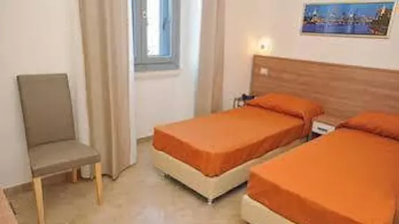 Hotel Montecarlo | Lombardy - Milano (ve civarı) - Milano - Citta Studi