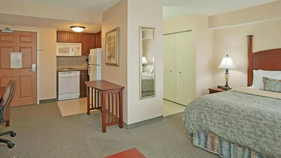 Staybridge Suites Guelph | Ontario - Kitchener (ve civarı) - Guelph