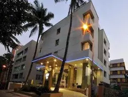 JM Four Hotel | Maharaştra - Pune Bölgesi - Pune - Shivajinagar