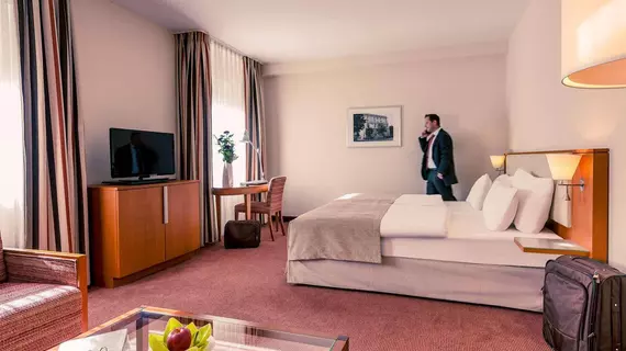 Mercure Hotel Düsseldorf City Center | Kuzey Ren-Westfalia - Düsseldorf (ve civarı) - Düsseldorf - Stadtmitte