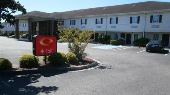 Econo Lodge Brunswick | Georgia - Brunswick (ve civarı) - Brunswick