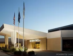 DoubleTree by Hilton Cincinnati Airport | Kentucky - Covington (ve civarı) - Hebron