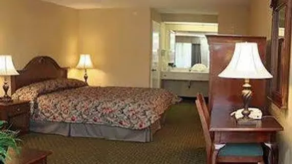 Anaheim Camelot Inn & Suites | Kaliforniya - Orange County - Anaheim - Anaheim Resort