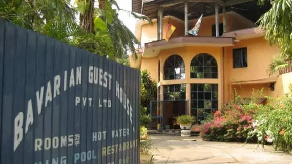 Bavarian Guest House | Kalutara Bölgesi - Beruwela