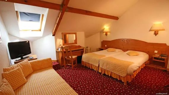 Best Western Auberge de Jons | Auvergne-Rhone-Alpes - Rhone (bölge) - Lyon (ve çevresi) - Jons