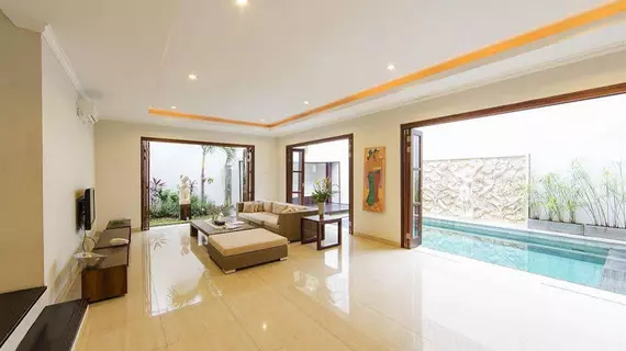 White Lotus Villa | Bali - Badung - Seminyak